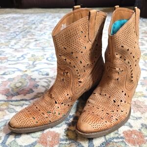 Reba Cassie Brown Leather Cowgirl Booties Women's 9